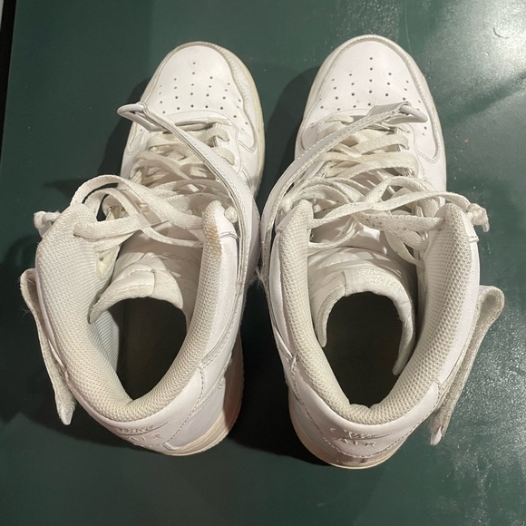White Air Force 1 Mid Size 10 - Picture 4 of 5